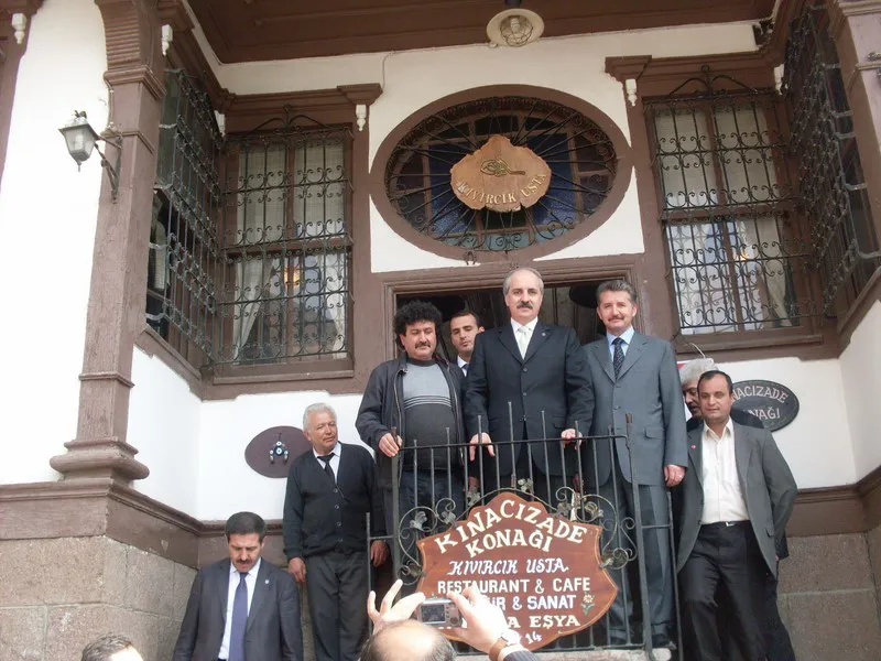 Kıvırcık Usta